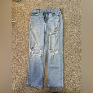 American eagle ripped jeans size 6